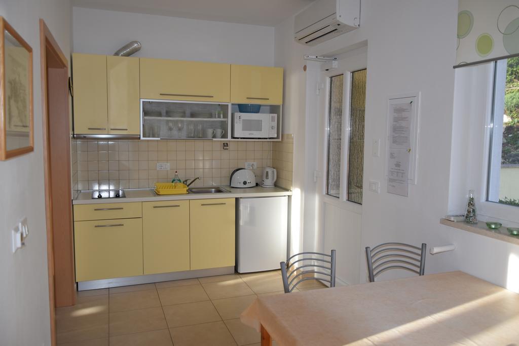 Apartments Sandra Brseč 외부 사진