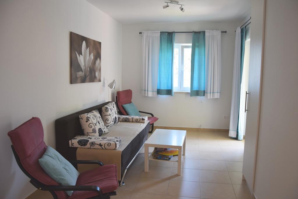 Apartments Sandra Brseč 외부 사진