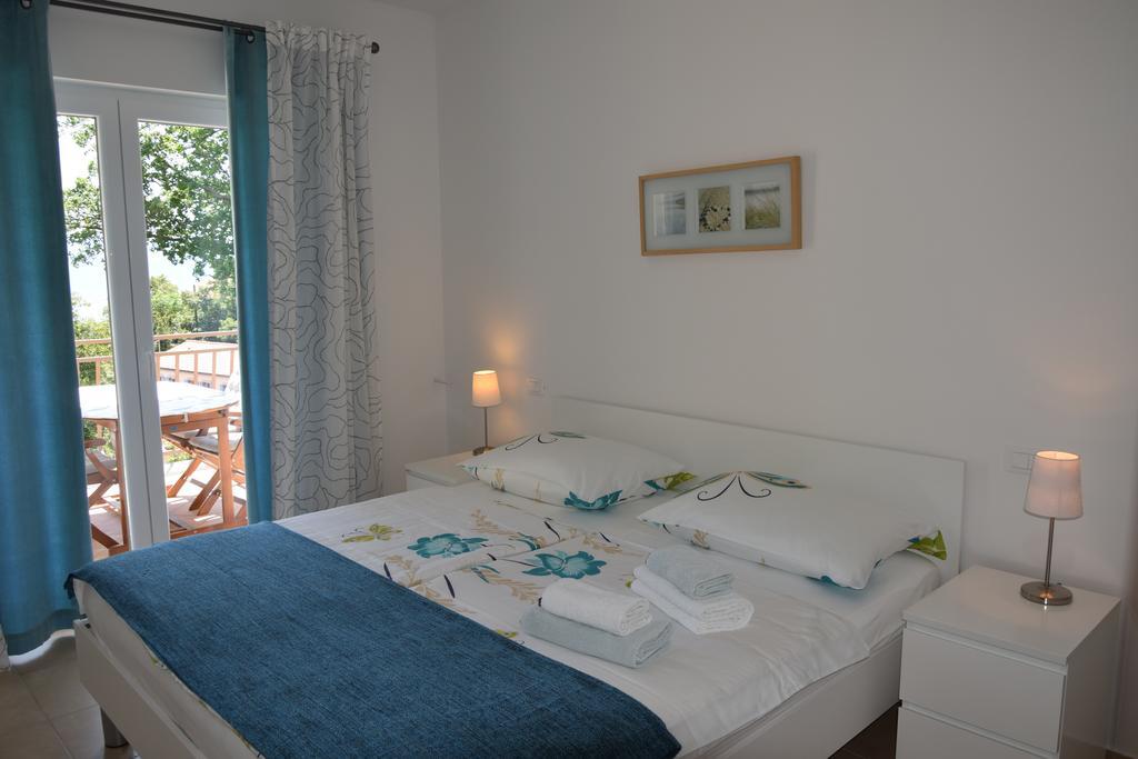 Apartments Sandra Brseč 외부 사진